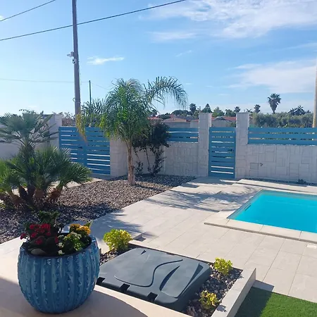 Colapesce Villa Marzamemi