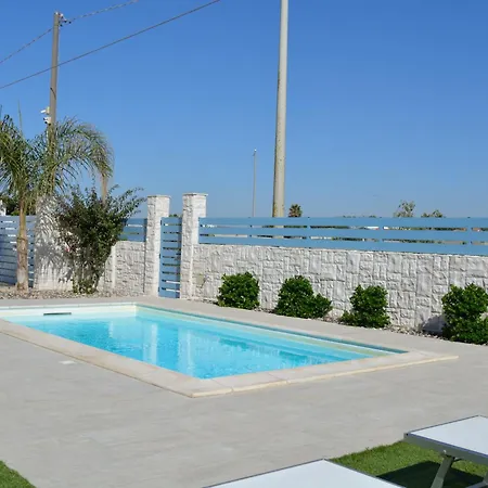 Colapesce Villa Marzamemi